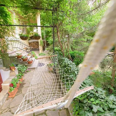 Tomovi - Three Bedrooms Center