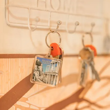 Tomovi - Three Bedrooms Center Appartamento *