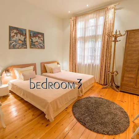 Apartmán Tomovi - Three Bedrooms Center *