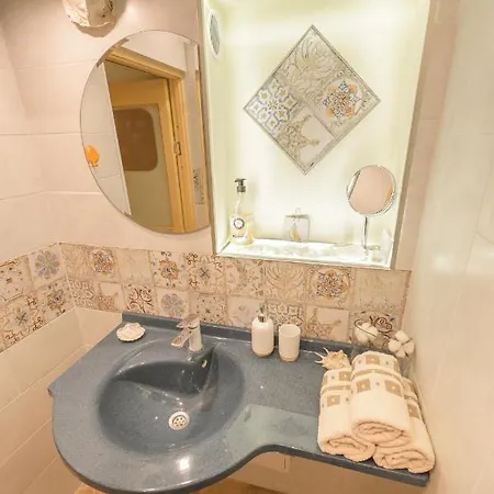 Tomovi - Three Bedrooms Center Plovdiv