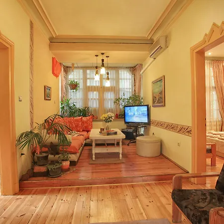 Tomovi - Three Bedrooms Center * Plovdiv