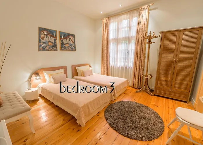 Lejlighed Tomovi - Three Bedrooms Center *