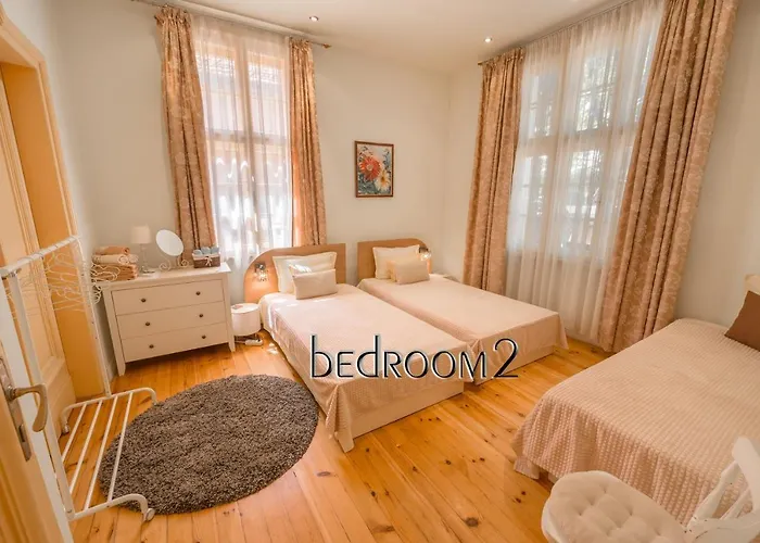 Tomovi - Three Bedrooms Center * Plovdiv