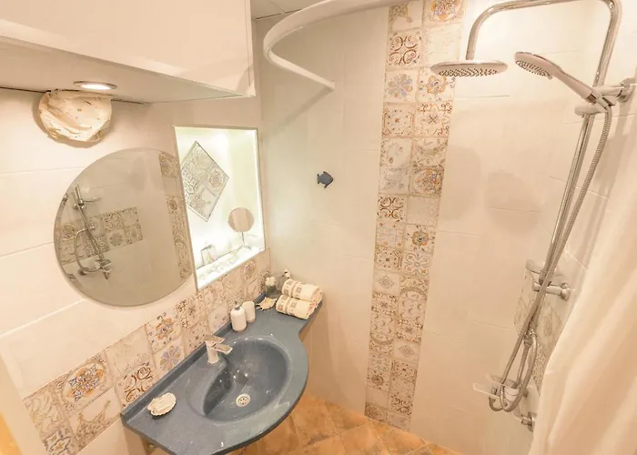 Tomovi - Three Bedrooms Center Plovdiv