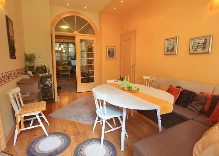 公寓 Tomovi - Three Bedrooms Center