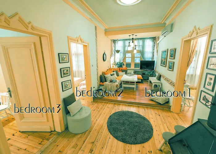 Tomovi - Three Bedrooms Center