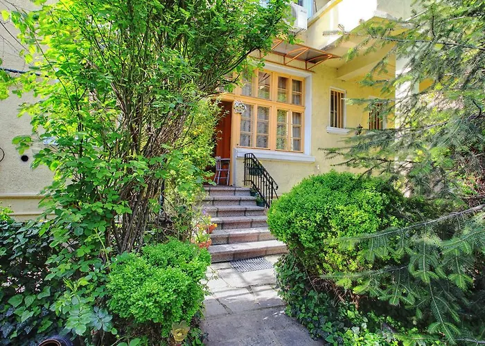 Tomovi - Three Bedrooms Center Lejlighed Plovdiv